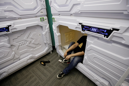 Китайским офисным работникам предложили спать в капсулах в обеденный перерыв