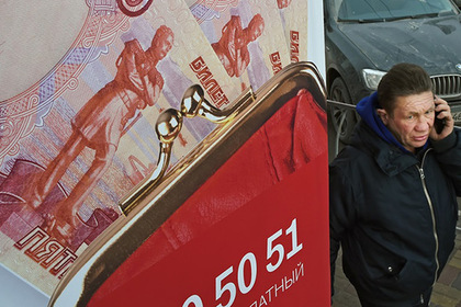 Объем выданных в России кредитов вырос почти на четверть
