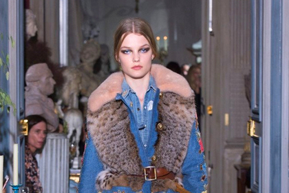 Одевавший Бейонсе модельер дебютировал на Неделе моды в Париже