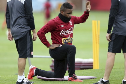 Перуанский футболист «Локомотива» пожаловался на слишком холодное лето в России