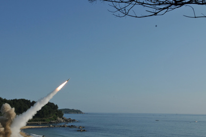 США и Южная Корея провели учебные пуски ракет в ответ на испытание в КНДР