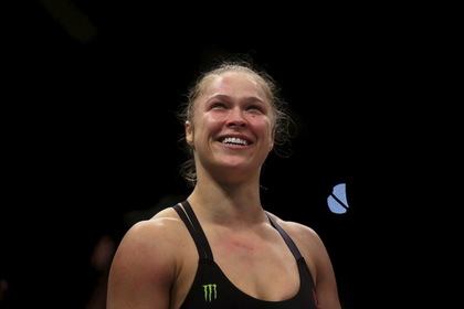 Бывшая чемпионка UFC Роузи вышла замуж за бойца MMA