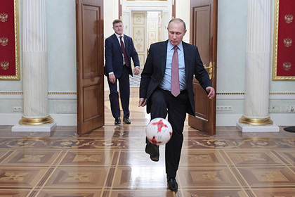 Путин отказался тренировать сборную России по футболу