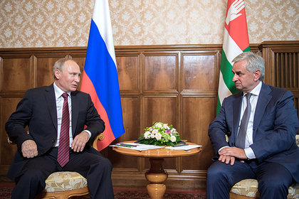 Россия вложит в Абхазию шесть миллиардов рублей