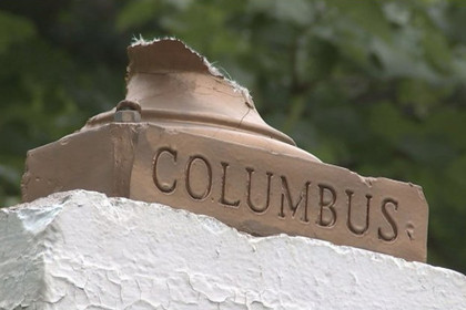 В Нью-Йорке разрушили памятник Колумбу