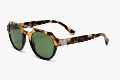 Dolce & Gabbana предложили мужчинам инновационные «черепаховые» очки