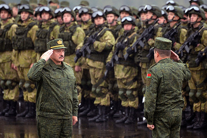 Лукашенко гарантировал возвращение войск в Россию после учений «Запад-2017»