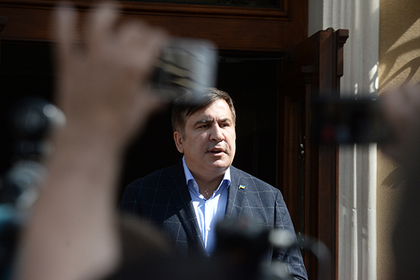 Саакашвили обвинил украинских полицейских в краже своего паспорта