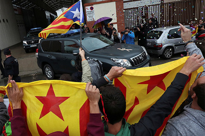 В Каталонии задержаны 14 чиновников за подготовку к референдуму о независимости
