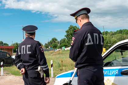 Кировские полицейские обстреляли машину с 16-летним подростком