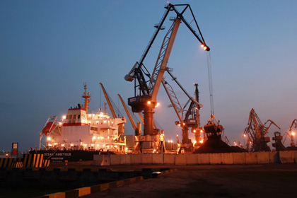 Корабль с американским углем для Украины разрушил порт под Одессой