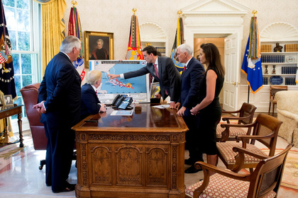 Президенты США нашли необычное применение красной кнопке