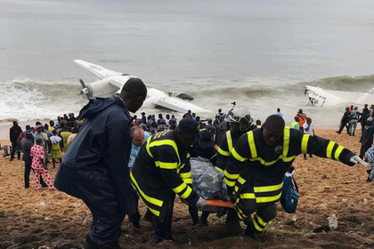 У берегов Кот-д'Ивуара разбился грузовой самолет