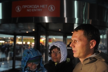 Ускоренный порядок снятия запрета на выезд за границу начал действовать в России