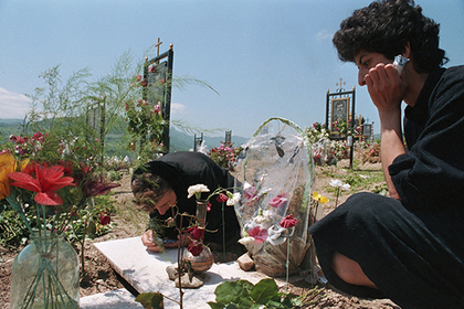 В Азербайджане запретят роскошные надгробия