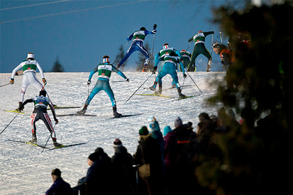 Международная федерация передумала оправдывать российских лыжников
