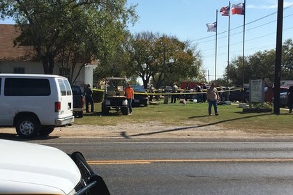 Неизвестный открыл стрельбу в церкви в Техасе