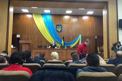 На встрече украинских депутатов внезапно заиграл гимн России