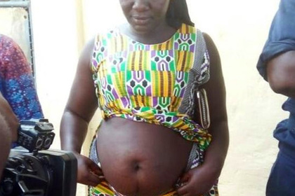 Гвинейский лекарь надула сотни женщин и убедила их в беременности