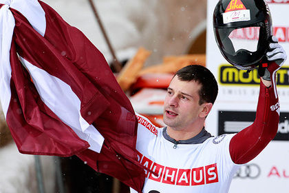 Латвийский скелетонист назвал россиян грабителями олимпийского духа