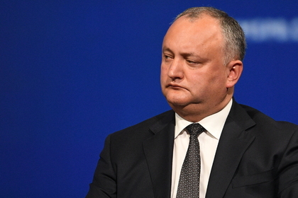 Президента Молдавии вновь временно отстранили