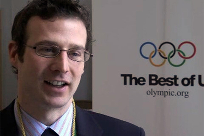 Выступавший за полное отстранение россиян член МОК выдворен с Олимпиады