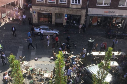 Немецкая полиция уточнила число жертв наезда грузовика на толпу