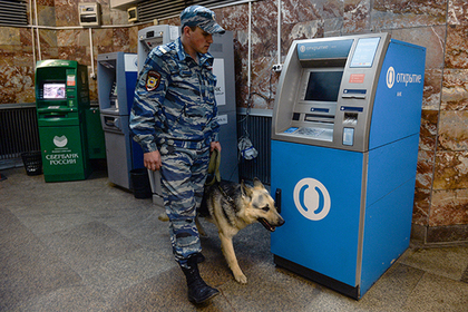 Опытные взломщики банкоматов запустили курсы для начинающих и напугали банки