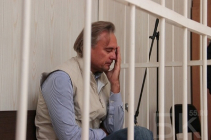Самый богатый омский депутат перед арестом обналичил миллиард рублей