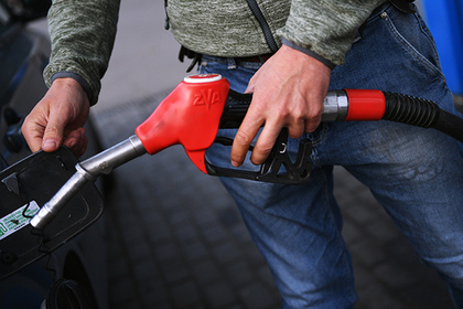 В спор о ценах на бензин захотели привлечь Путина