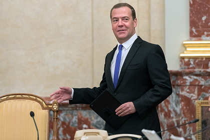 Бизнес увидел в Медведеве последнюю надежду