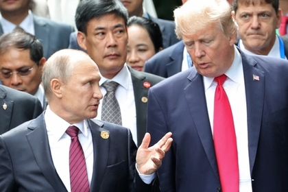 Трамп пожаловался Путину на своих «глупых» советников