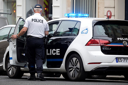 Во Франции решили сажать в тюрьму любителей заглядывать девушкам под юбки
