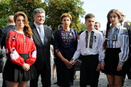 Дочери Порошенко не поступили ни в один украинский вуз