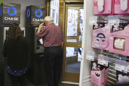 Найден способ выкрасть деньги из банкоматов по всему миру
