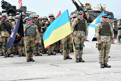 Украинские военные променяют «Здравия желаем!» на клич националистов