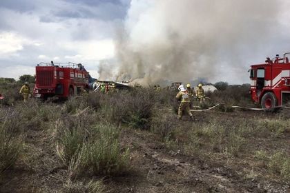 В Мексике разбился пассажирский самолет