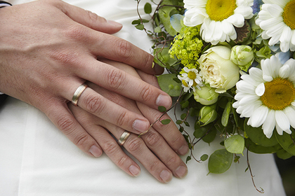 Девушка вышла замуж за труп возлюбленного перед его похоронами