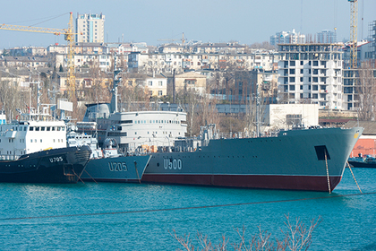 Киев опроверг переговоры с Россией о проходе украинских кораблей возле Крыма