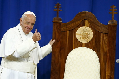 Папа Римский призвал молодых людей готовиться к сексу