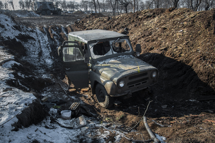 Подрывы украинских военных на собственных минах объяснили алчностью